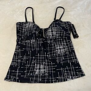 NWT BE CREATIVE / Black & White Tankini Swim Top Size 16
